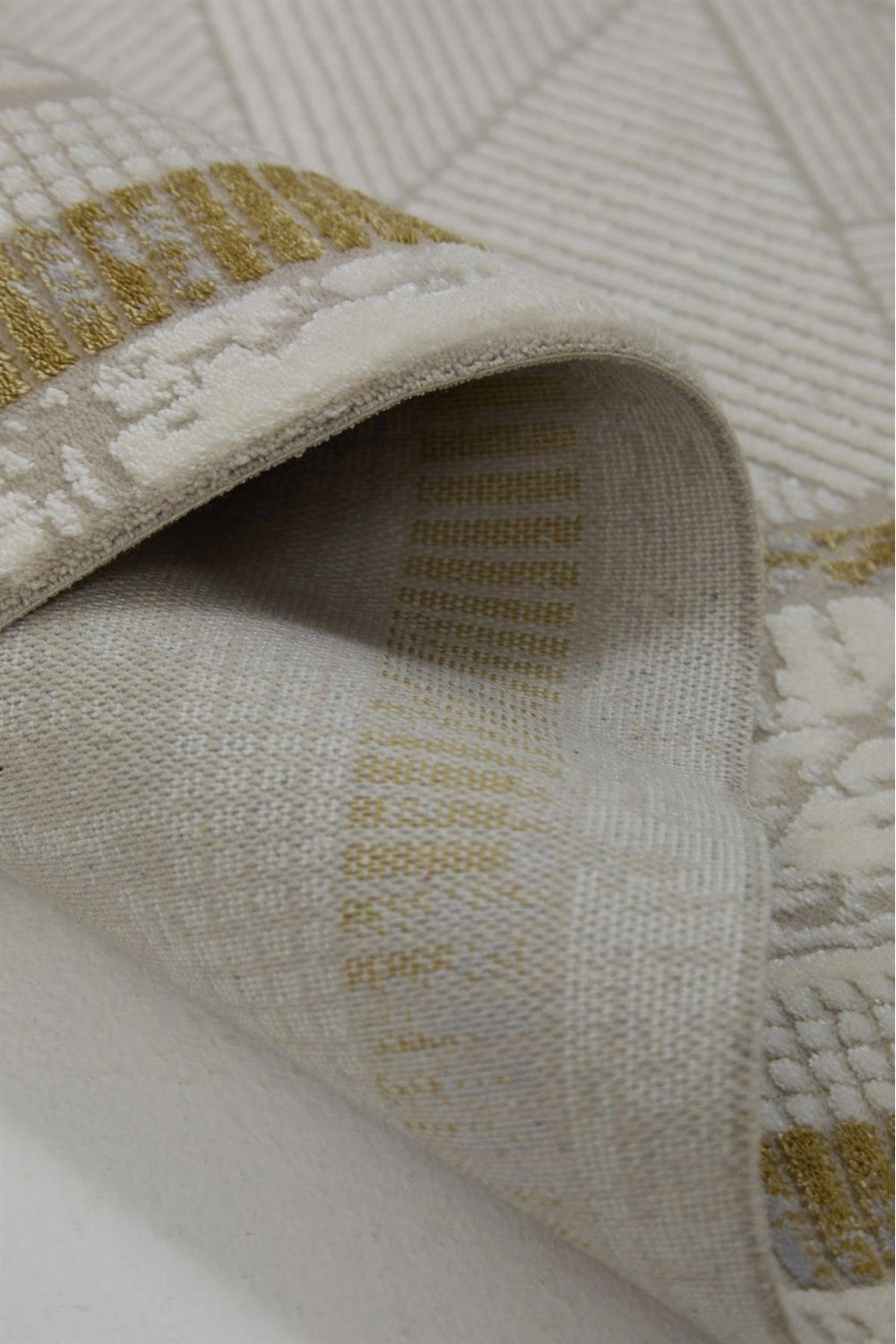 Lavin 4806 Gold Lavin 4806 Gold